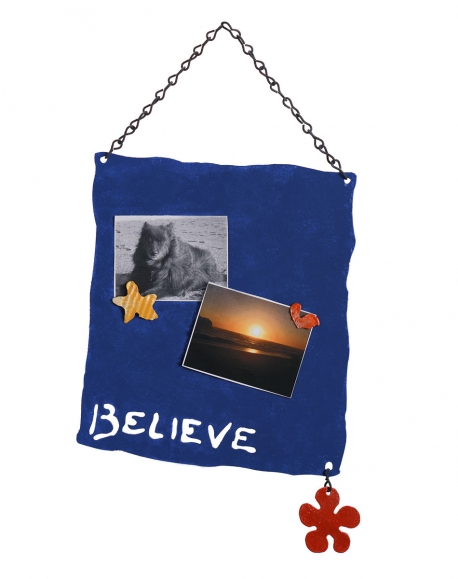 Medium affirmation board in blue.